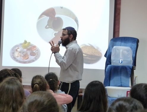 ידיים לשמים באולפנת בנ"ע נריה