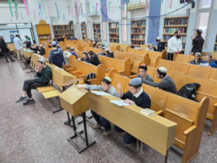 קליק בקדושא - לימוד מחוברות הלכה לקראת חידון השלטים