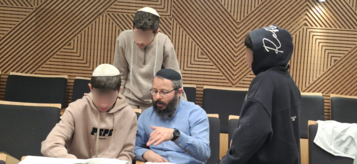 קושרים ונקשרים - ליווי והדרכה אישית לכל אורך הקשירה