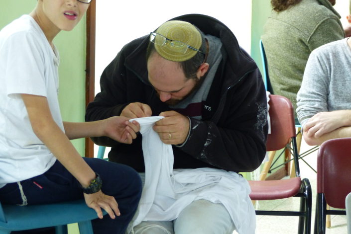 קושרים ונקשרים - אבות ובנים