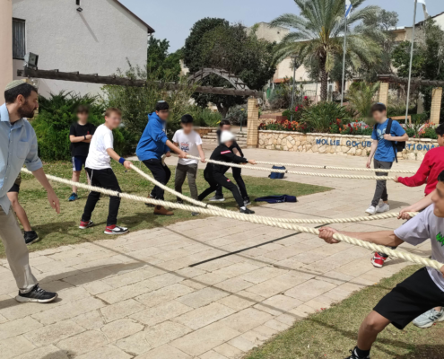 משחק חותם המלך - משיכת פתילים